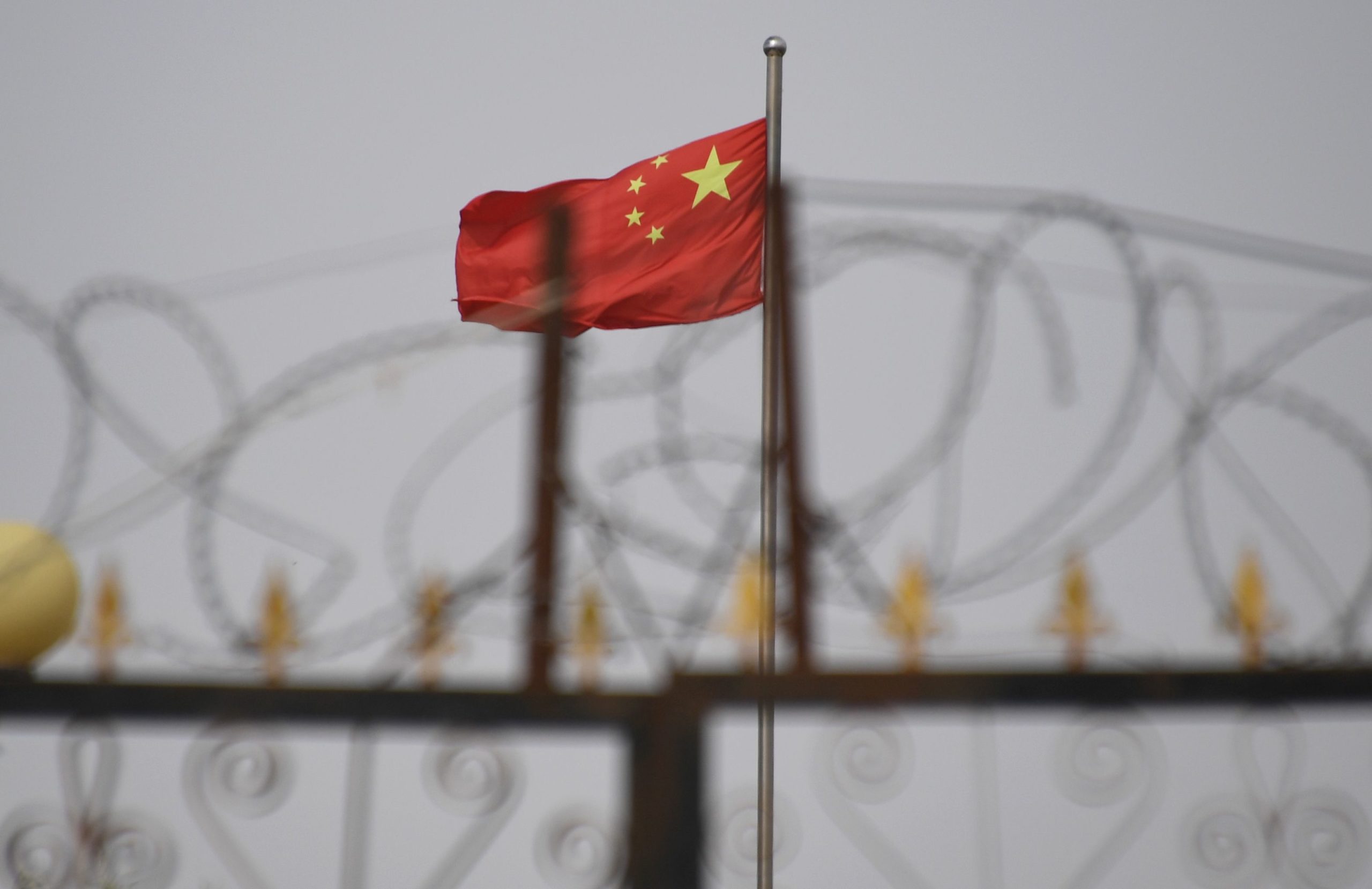 La Cina sta continuando a costruire campi di detenzione per gli uiguri