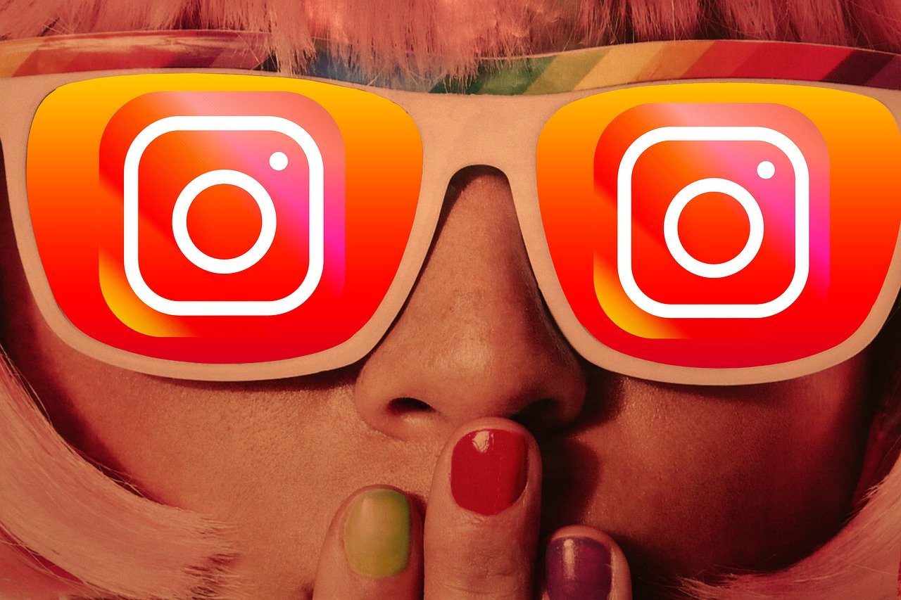 Instagram, Reels o Stories: cosa è meglio per crescere?