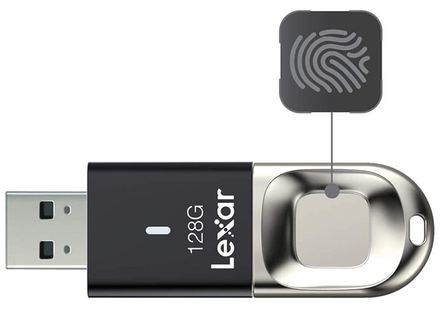 La pendrive USB 3.0 di Lexar da 128 GB con lettore di impronte digitali