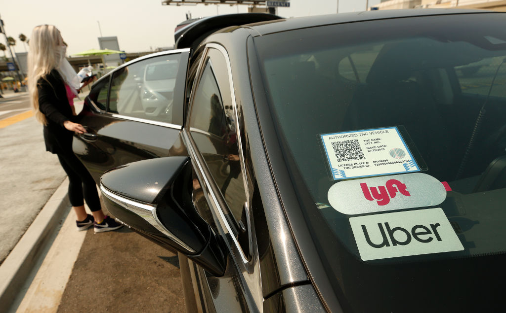 Uber riconosce un salario minimo ai suoi autisti nel Regno Unito