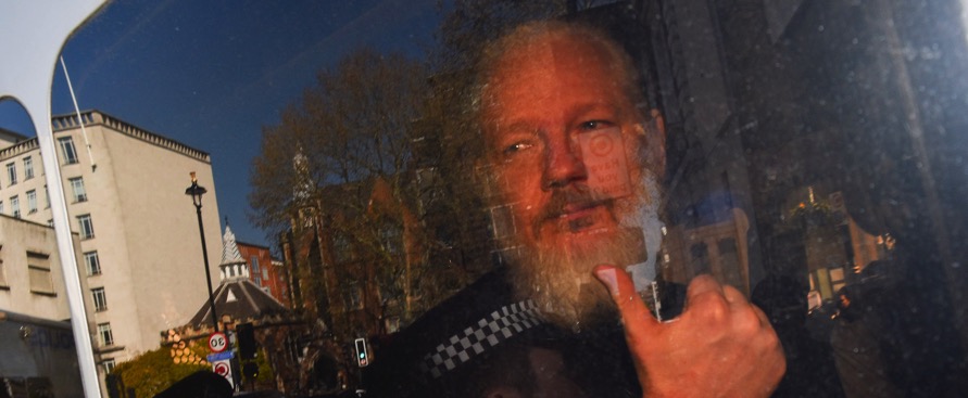 L’Ecuador ha revocato la cittadinanza a Julian Assange