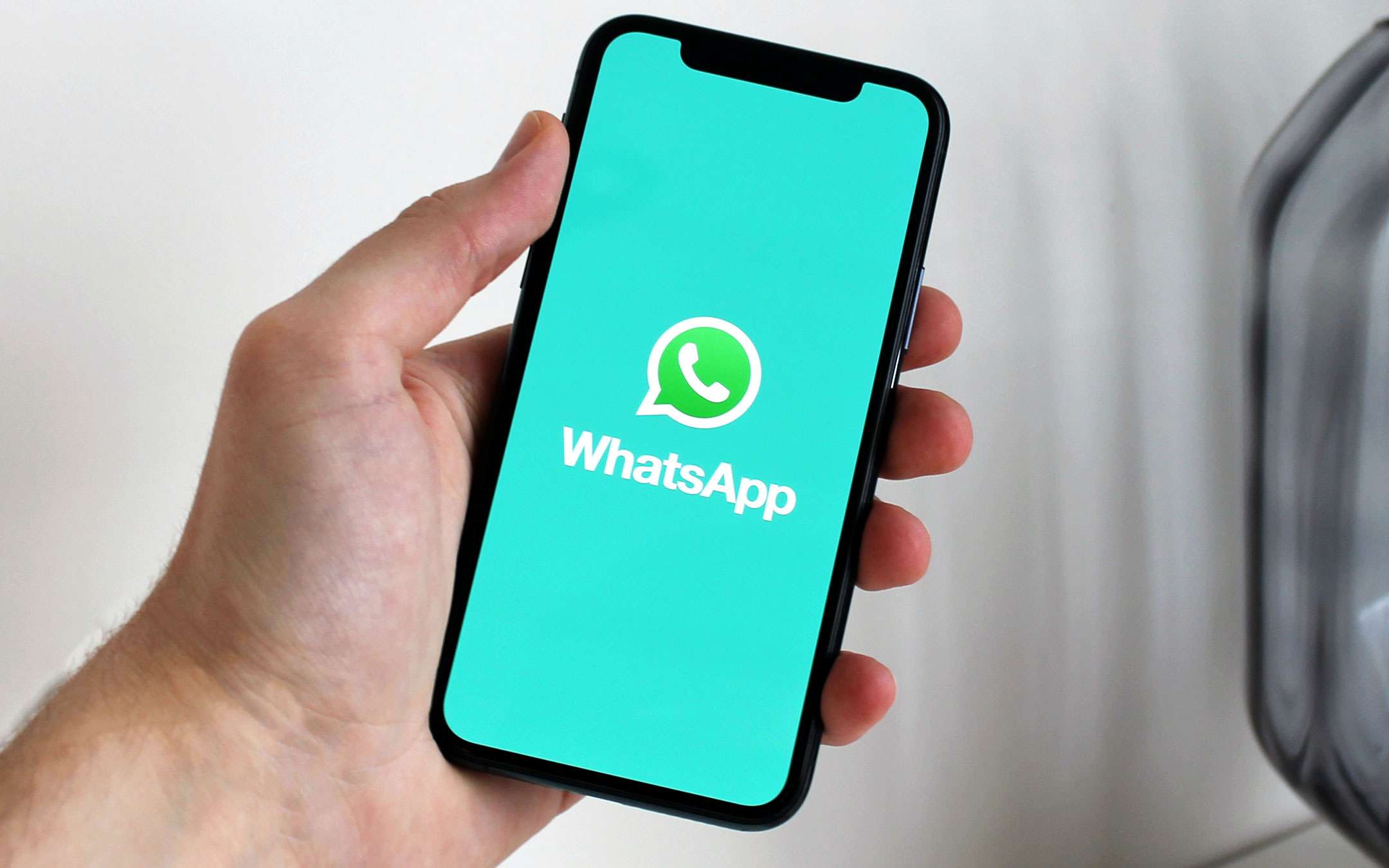 Come trasferire WhatsApp da Android ad iPhone