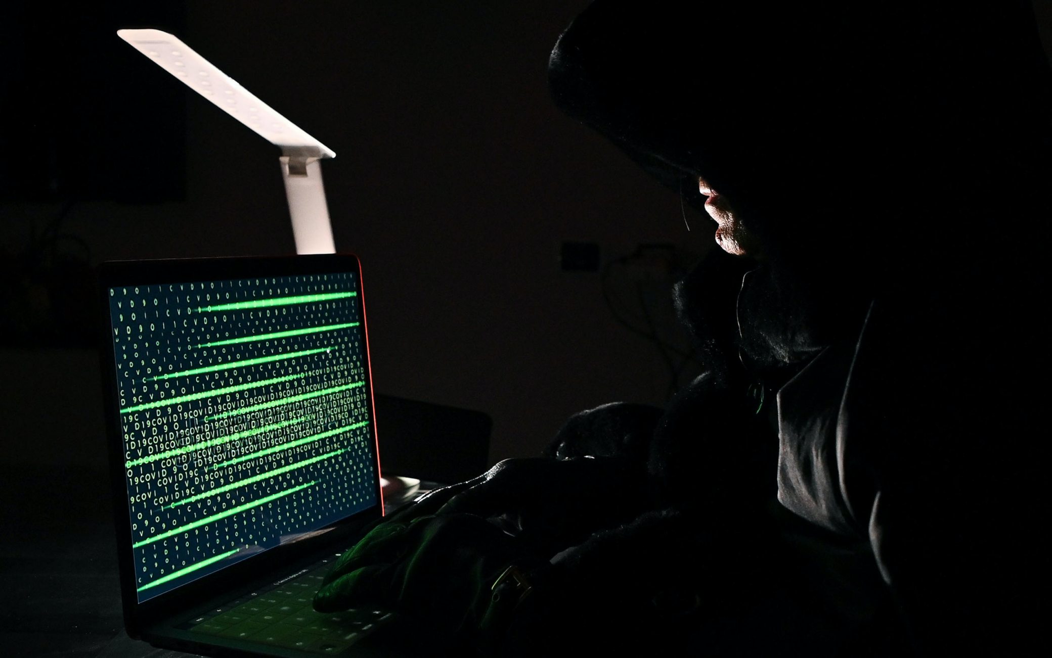 Anonymous, attacco hacker alla Banca centrale russa