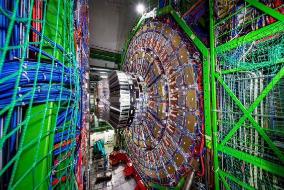 Riacceso LHC, l’acceleratore di particelle del Cern di Ginevra
