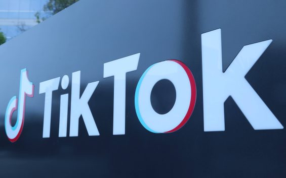 TikTok, la classifica dei 10 account con più follower: da Khaby Lame a Dixie D’Amelio. FOTO