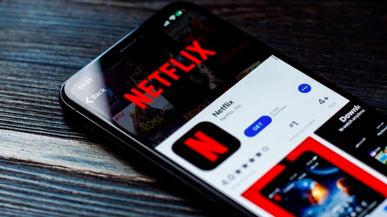 Netflix, l’abbonamento con pubblicità potrebbe costare tra i 7 e i 9 dollari