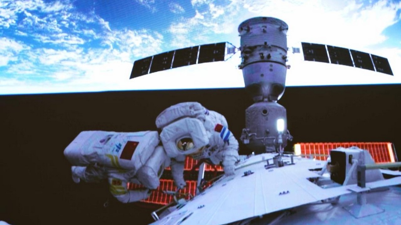Gli astronauti cinesi di Shenzhou-14 hanno completato la seconda attività extraveicolare