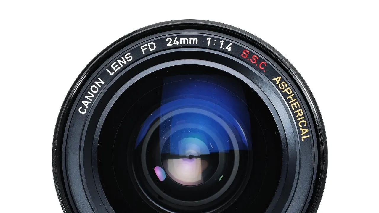 Un obiettivo Canon FD 24mm f/1.4 S.S.C. ASPHERICAL è stato venduto a 15 mila euro all’asta