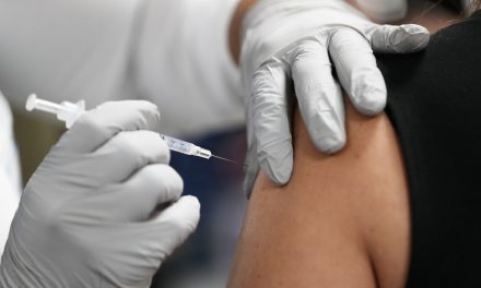 Covid-19: testato sugli esseri umani un nuovo vaccino