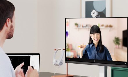 Logitech presenta la nuova serie di webcam Brio 300: compatte, plug-and-play e a basso prezzo