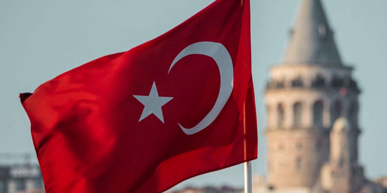Elezioni in Turchia: Twitter applica la censura