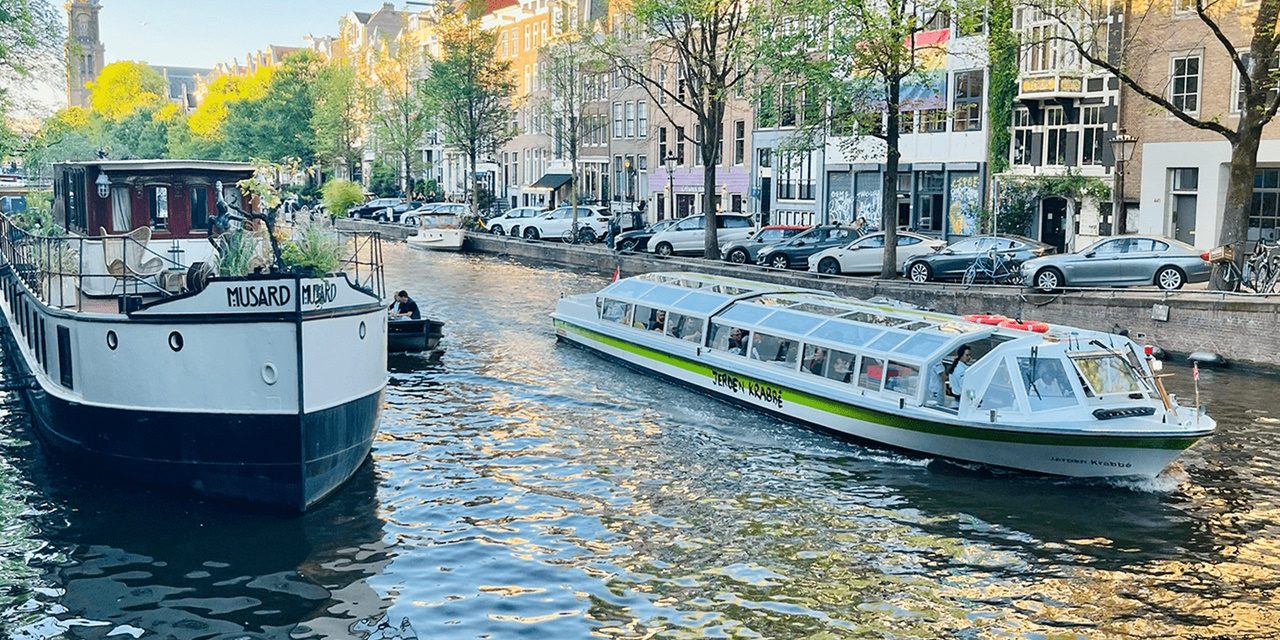 Vattenfall e Stromma elettrificano le navi turistiche di Amsterdam