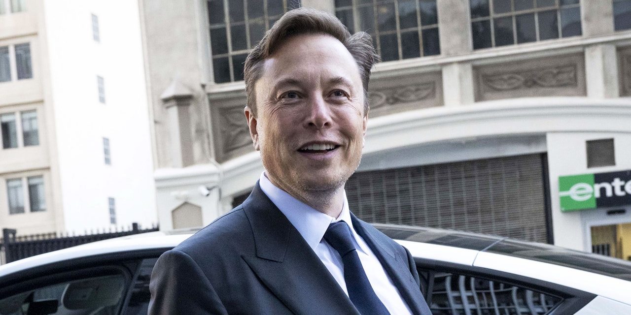 Tesla, il nuovo piano di Elon Musk è ancora tutto fumo
