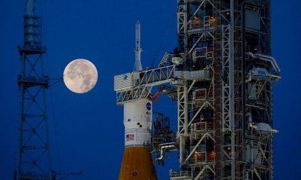Luna: la Nasa sta per annunciare l’equipaggio che partirà nel 2024
