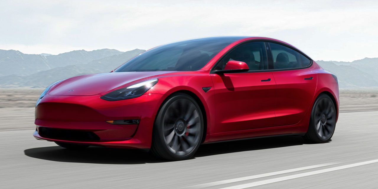 La Tesla Model 3 Long Range torna sullo store americano, con il dilemma batterie LFP cinesi