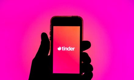 L’app di Tinder rimuoverà i link ai social dalla biografia degli utenti: perchè?