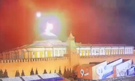 Droni esplosi sopra il Cremlino, cosa sappiamo
| Wired Italia