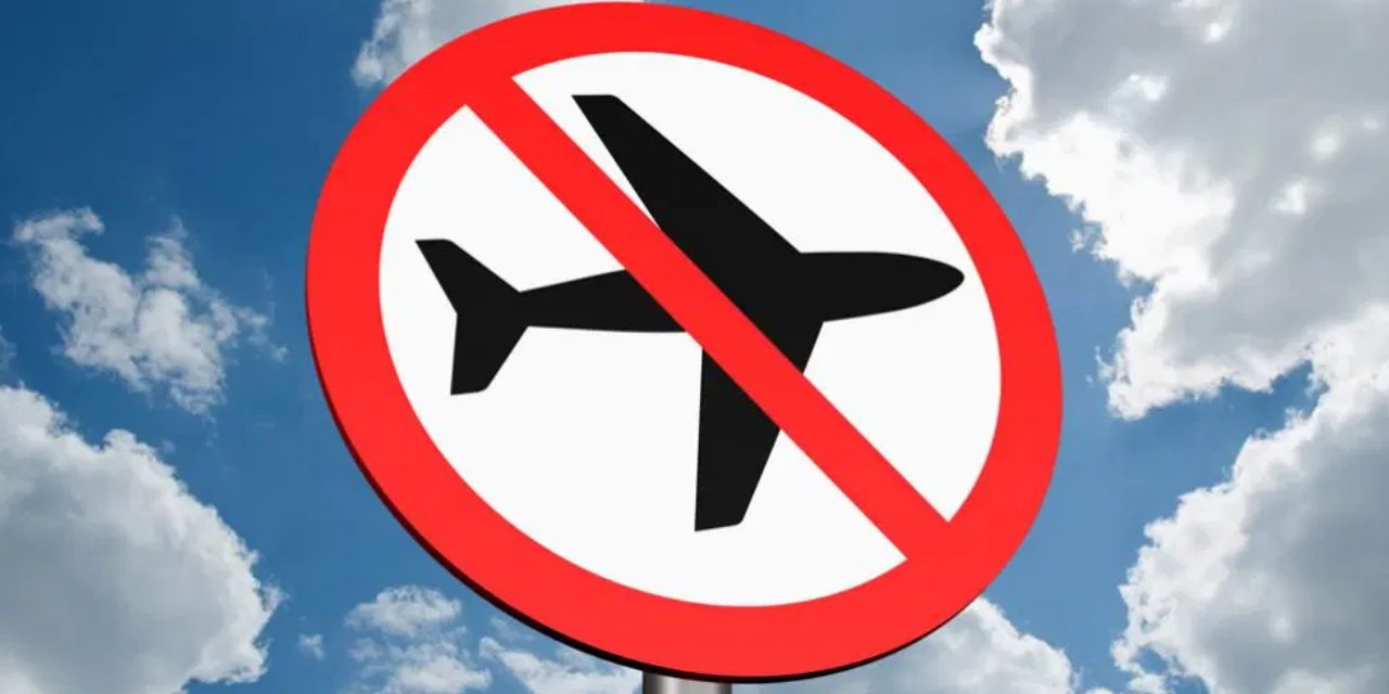 La Francia vieta i voli aerei nazionali a corto raggio. “Usate i treni”