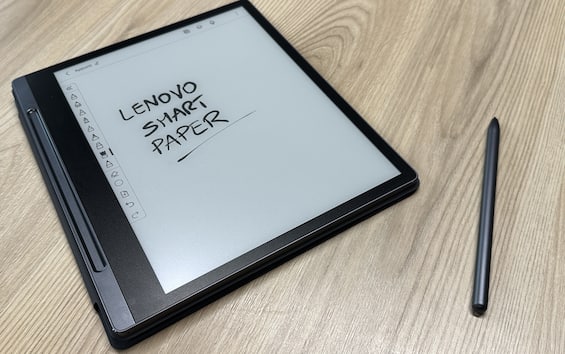 Tablet e-ink Lenovo Smart Paper: impressioni, prezzo, differenze, caratteristiche