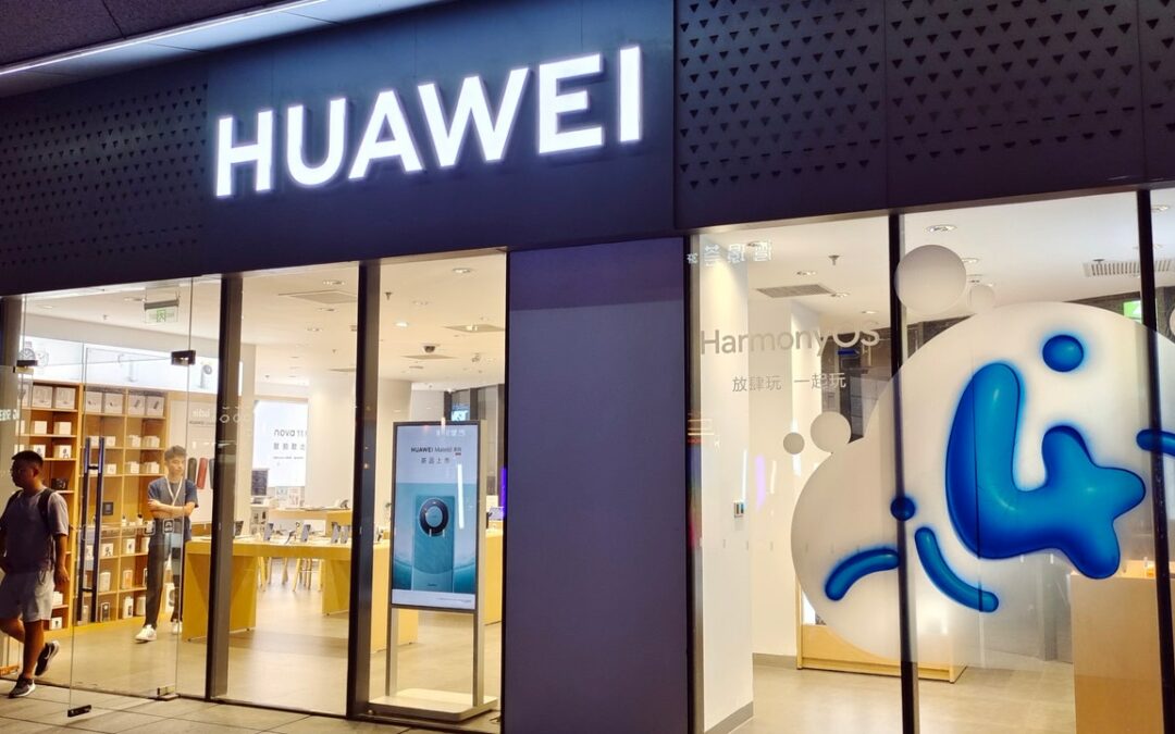 Huawei, il nuovo smartphone Mate60 contiene un chip che la Cina non dovrebbe avere