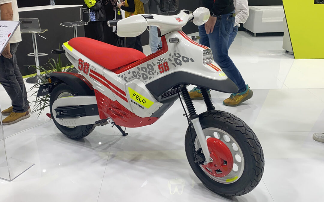 Felo e Paolo Simoncelli presentano ad EICMA lo scooter elettrico SIC58 Limited Edition