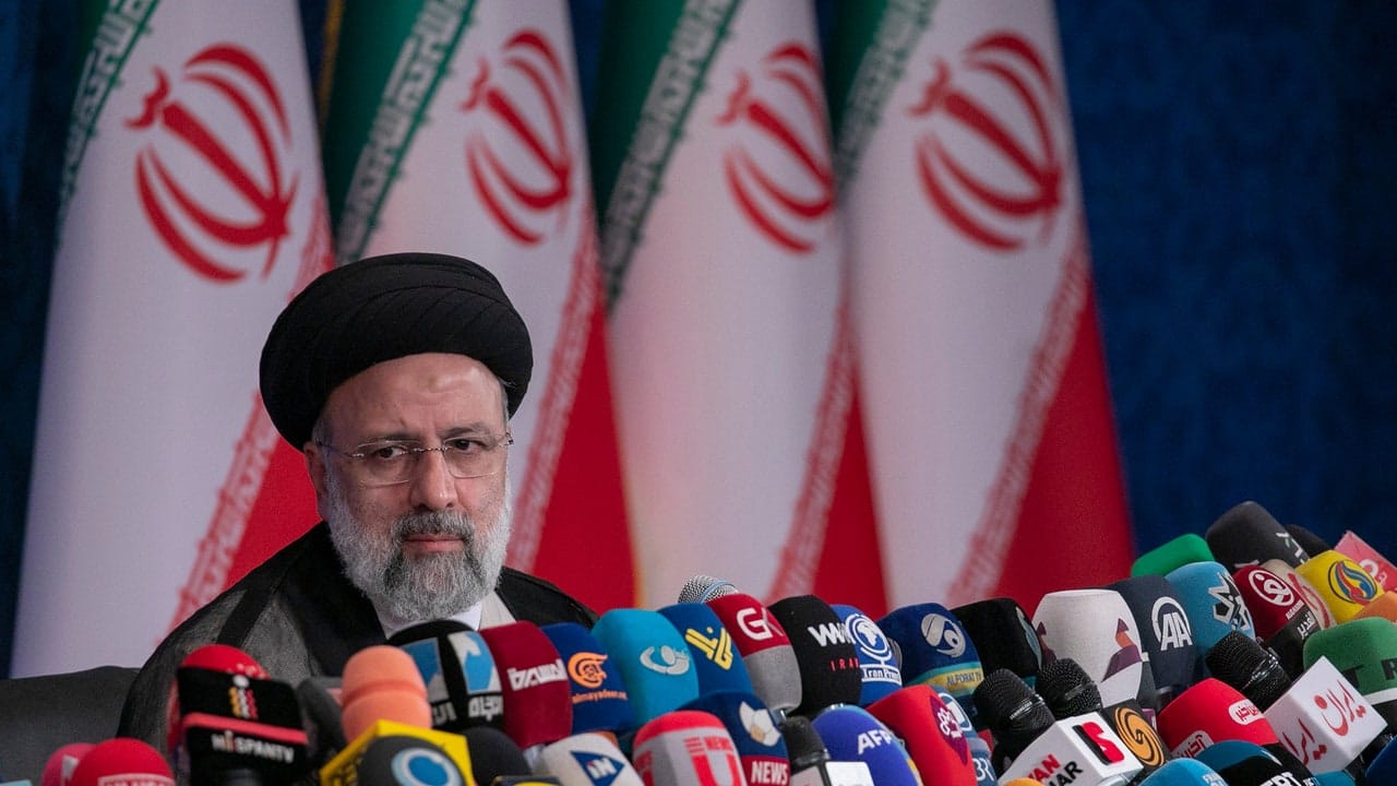 Raisi, chi era il presidente dell’Iran morto nell’incidente del suo elicottero