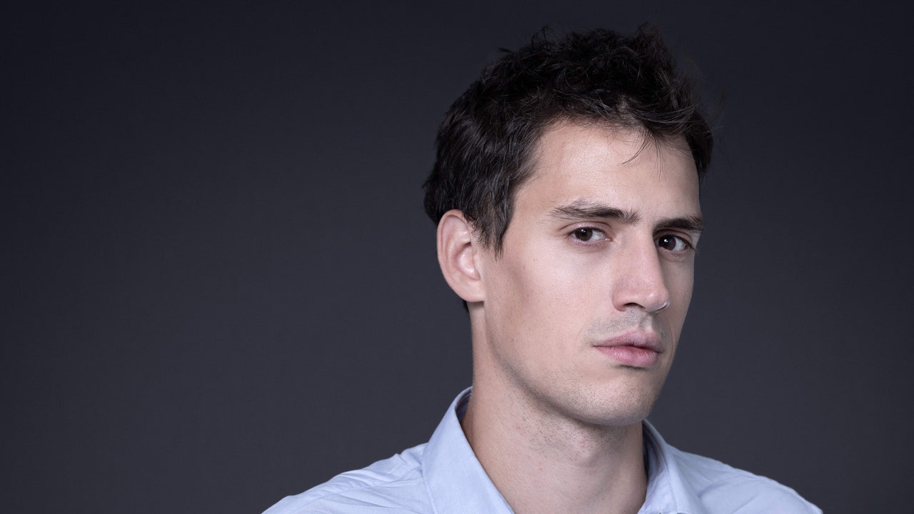 Mistral AI: chi è Arthur Mensch, il fondatore e campione dell’intelligenza artificiale europea