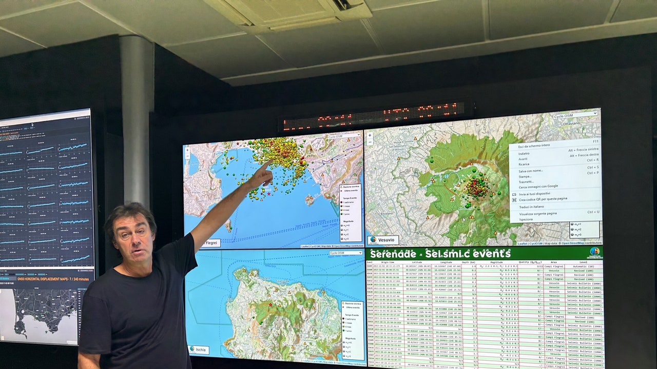 Campi Flegrei, come stiamo usando i satelliti per sorvegliarli