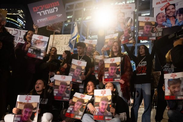 Soldatesse israeliane rapite da Hamas, perché il video è stato diffuso