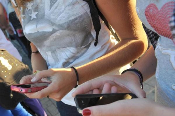 Secondo l’Istat, l’85% dei giovanissimi possiede un profilo sui social media – Ultimi dati