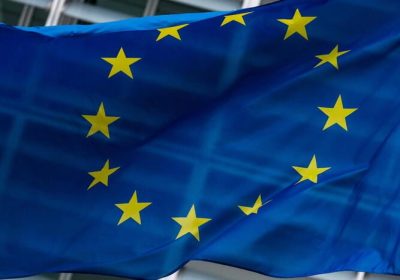 L’Unione Europea ai 27: una revisione degli investimenti in semiconduttori e intelligenza artificiale – Focus su software e app