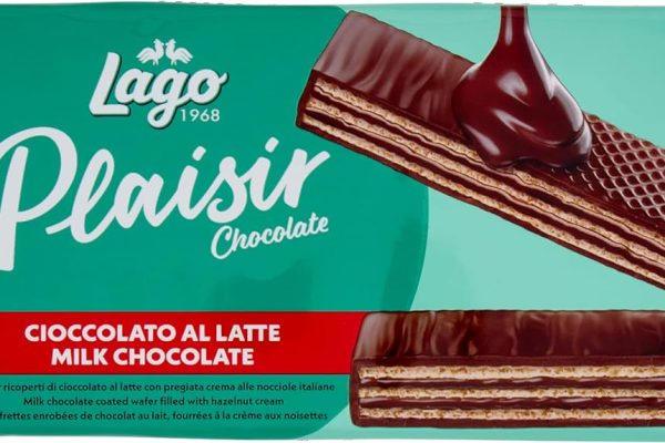 Lago 1968, Plaisir 120g, Wafer Ricoperti con Cioccolato al Latte e Farciti con Crema alla Nocciola 57%