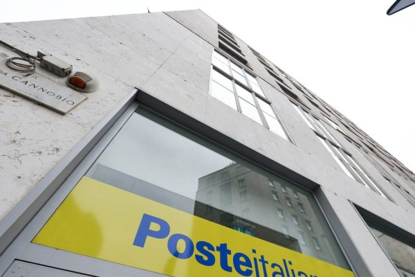 Passaporto in posta, come farlo