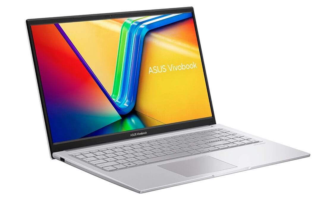 ASUS Vivobook a 399€ con Core i3-1215U, 8GB/512GB, ma c'è quello da 549€ con 16GB RAM e Core i5-1235U!