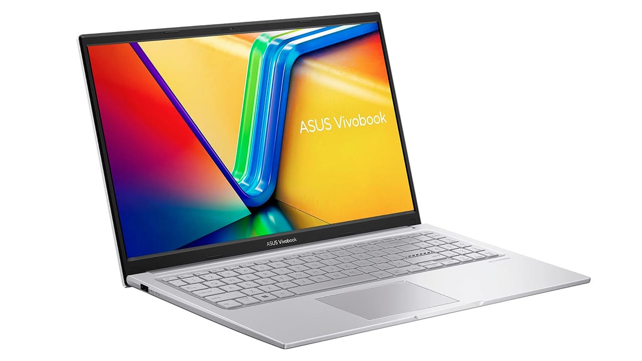 ASUS Vivobook a 399€ con Core i3-1215U, 8GB/512GB, ma c'è quello da 549€ con 16GB RAM e Core i5-1235U!