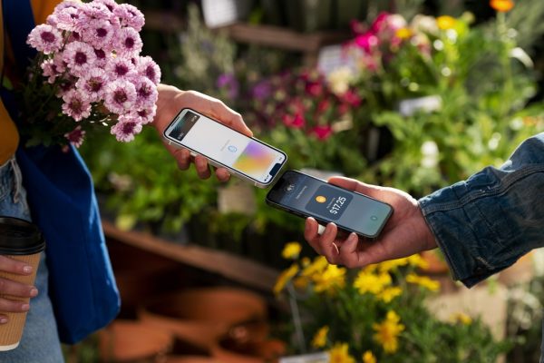 Tap to Pay, lo smartphone di Apple diventa un Pos per i pagamenti