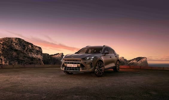 Nuova Formentor Cupra 2024: tecnologie, optional, caratteristiche, foto