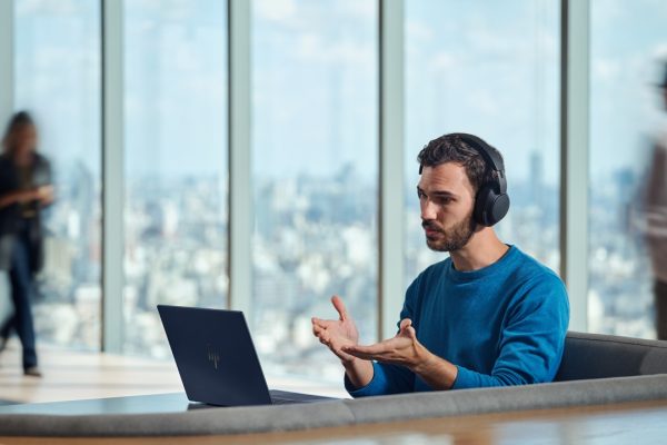 HP OmniBook X AI e EliteBook Ultra AI: l'intelligenza artificiale ruota attorno allo Snapdragon X Elite