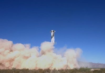 Missioni suborbitali: Blue Origin torna a volare con New Shepard NS-25, Virgin Galactic si prepara con Galactic 07