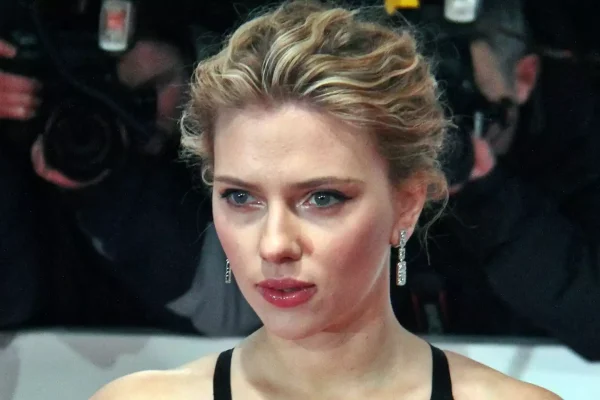 Scarlett Johansson ha detto a OpenAI di non usare la sua voce
