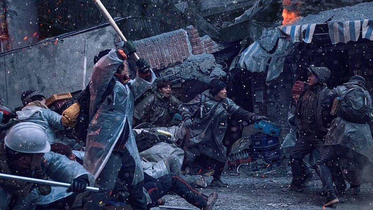 Concrete Utopia, ovvero quando Parasite incontra The Walking Dead, è il film da recuperare