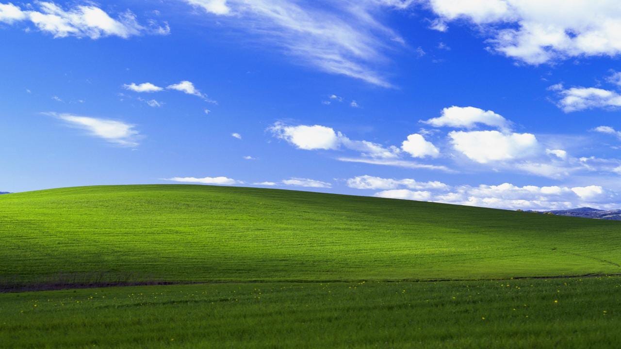 Windows XP gira su un PC Intel 486: esperimento riuscito con una ISO custom