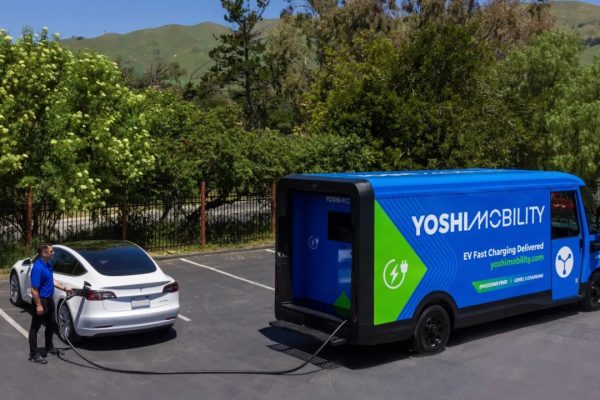 Yoshi Mobility: una nuova unità di ricarica rapida su ruote per veicoli elettrici