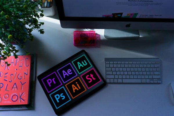 Lo strumento AI gratuito di Adobe Express per convertire le immagine in un SVG