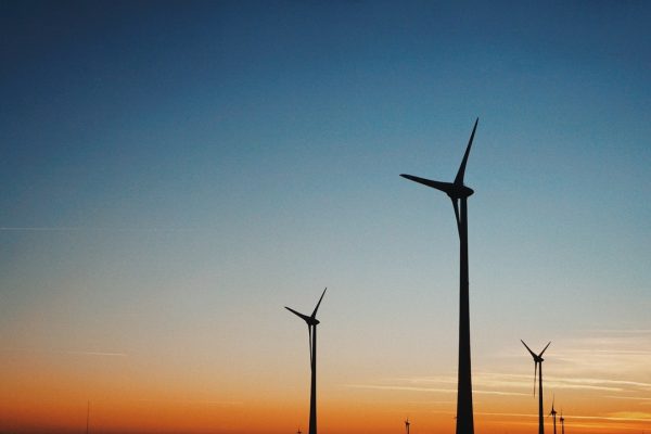 Rinnovabili, il record in Italia nel 2023 è un buon segno ma non basta