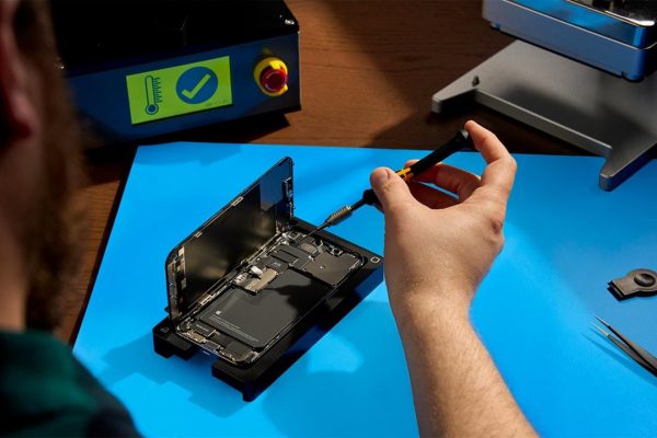 iPhone 16 Pro Max, il top di gamma integrerà una batteria ad alta densità