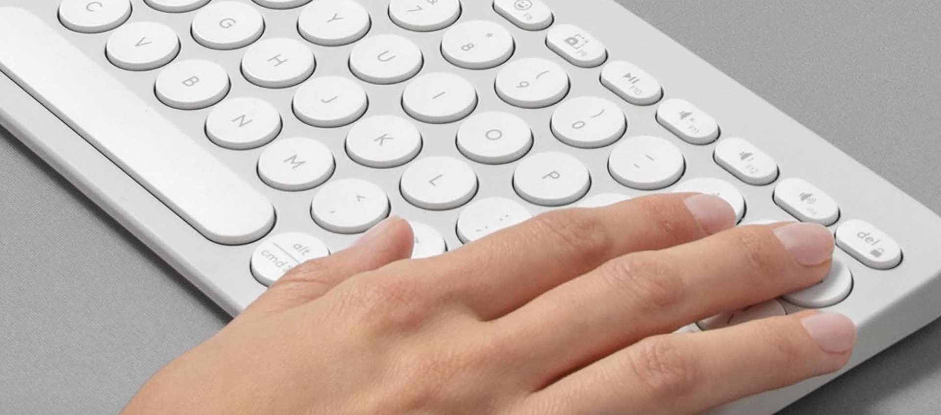 Acquista il bundle Logitech Pebble Keys 2 + tavoletta Wacom al 26% in meno su Amazon