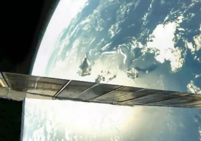 Amazon sfida Starlink di SpaceX con i satelliti Kuiper