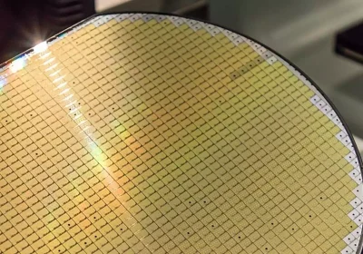 Aiuto di stato da 2 miliardi a STMicroelectronics