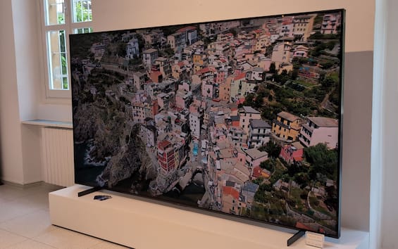 TCL punta su televisori sempre più grandi: ecco il nostro 115 pollici